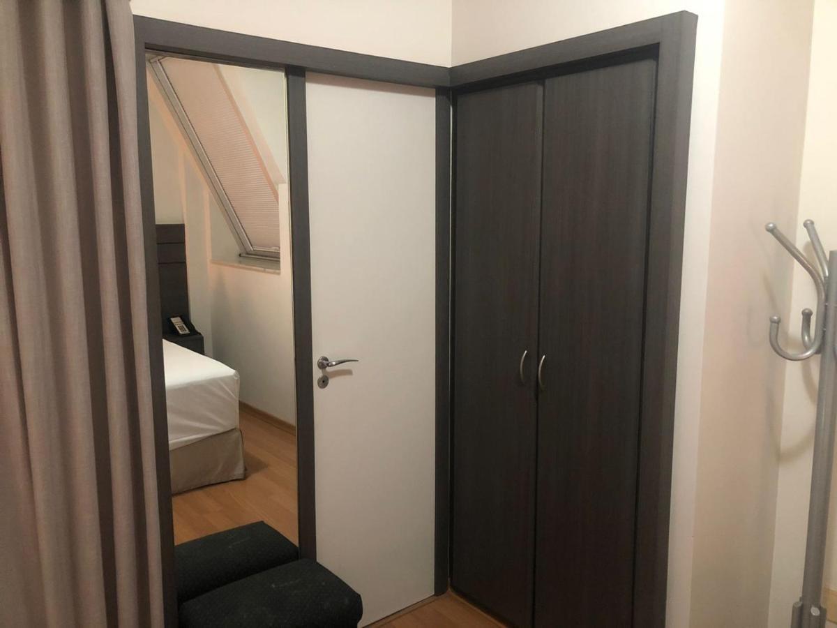 Apart-Hotel De Luxo Em Lourdes Belo Horizonte Eksteriør billede